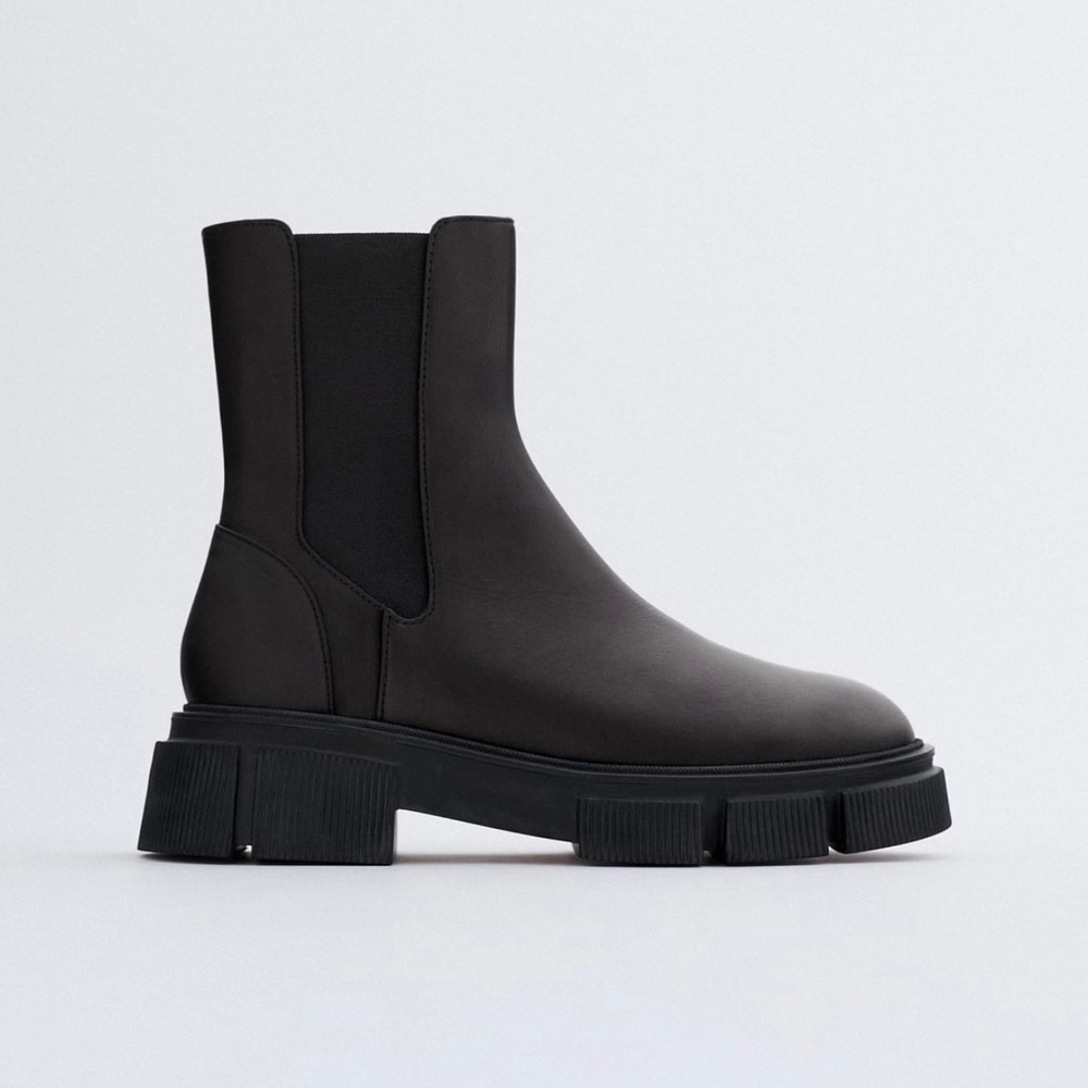 ZARA lug sole leather chunky boots NWT